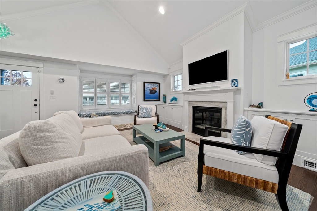 25 Atlantic Avenue # 25