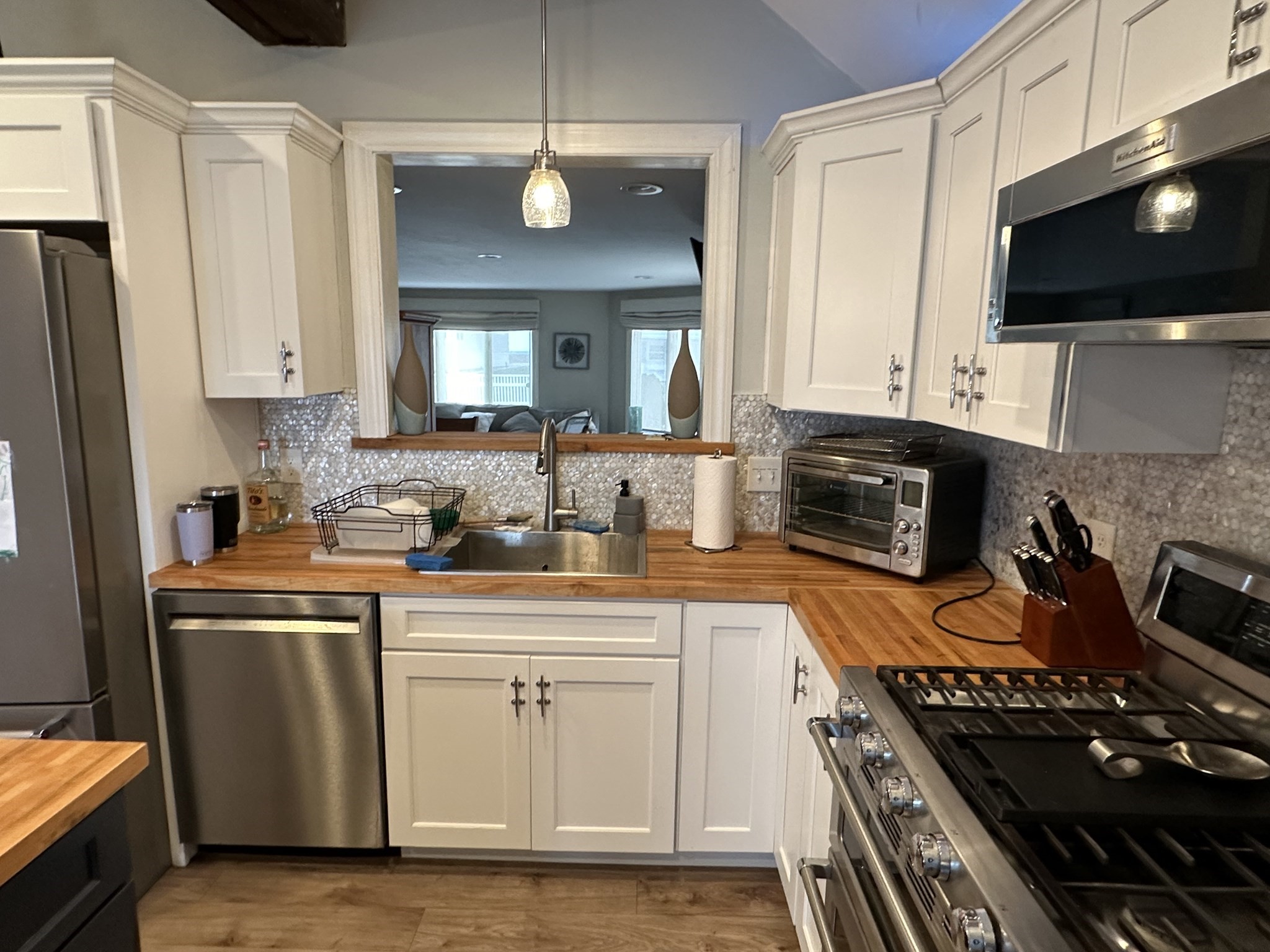 99 Bay Avenue (Weekly Summer Rent