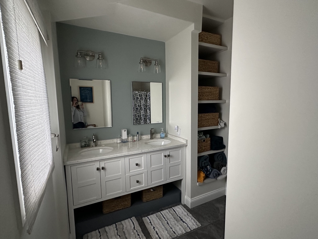 99 Bay Avenue (Weekly Summer Rent