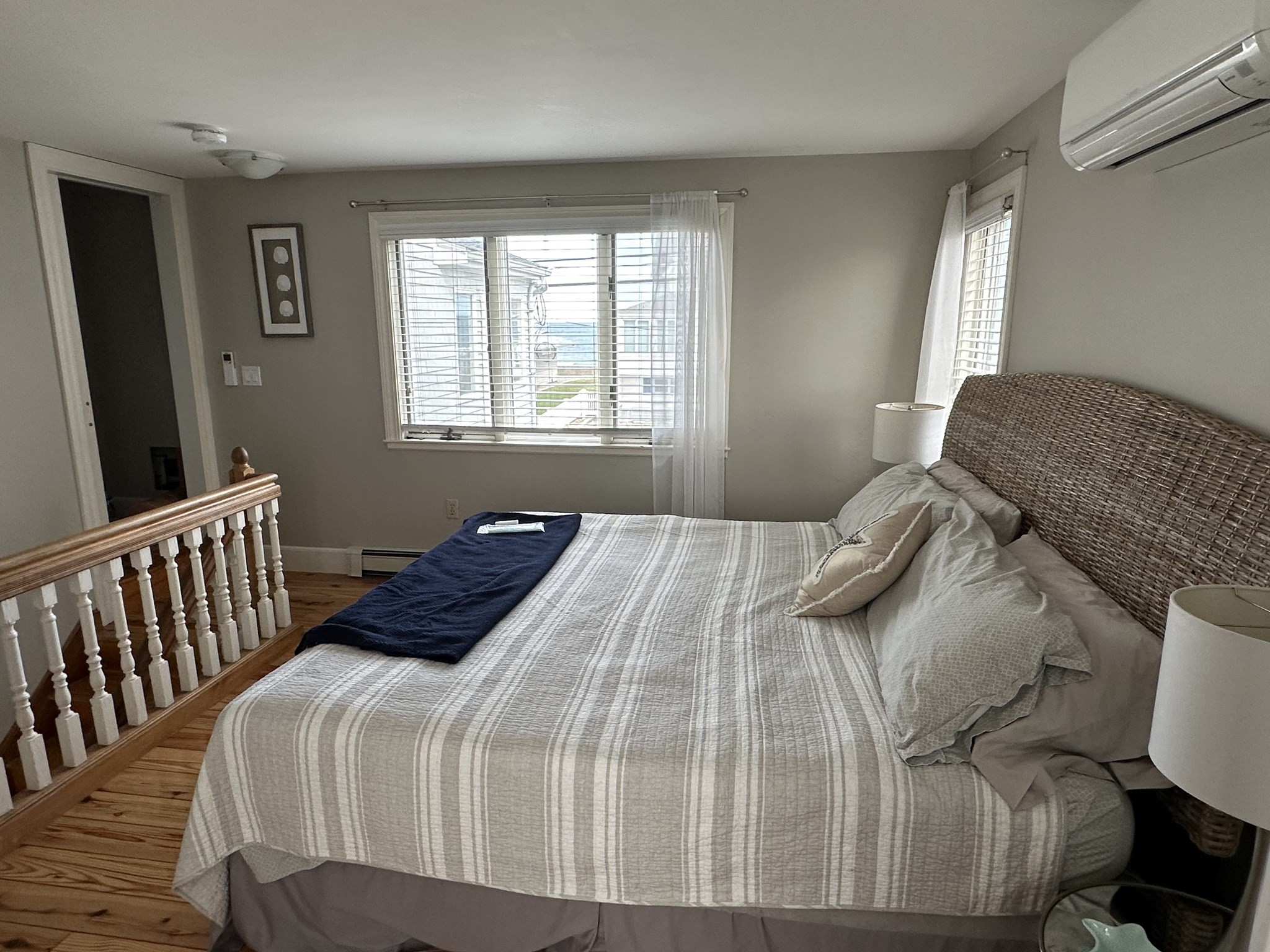 99 Bay Avenue (Weekly Summer Rent