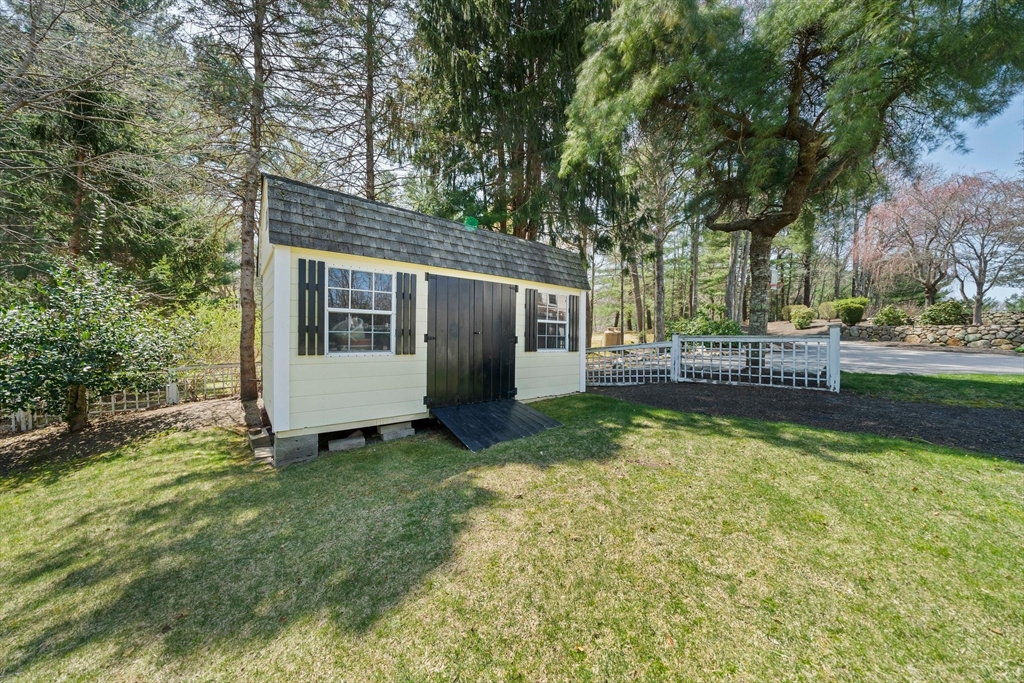 47 Arrowhead Road