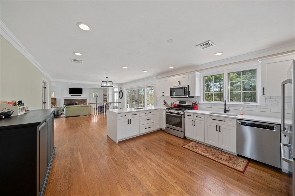 47 Arrowhead Road
