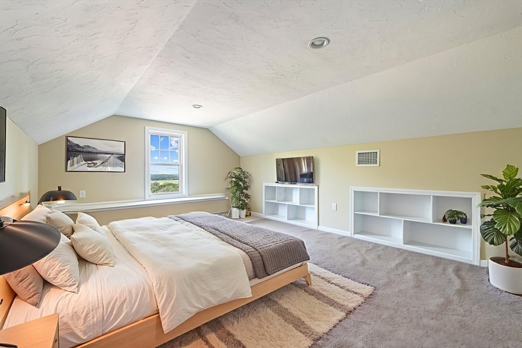 43 Birch Rd
