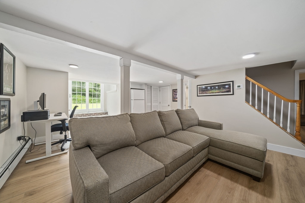 112 Woodlawn Circle