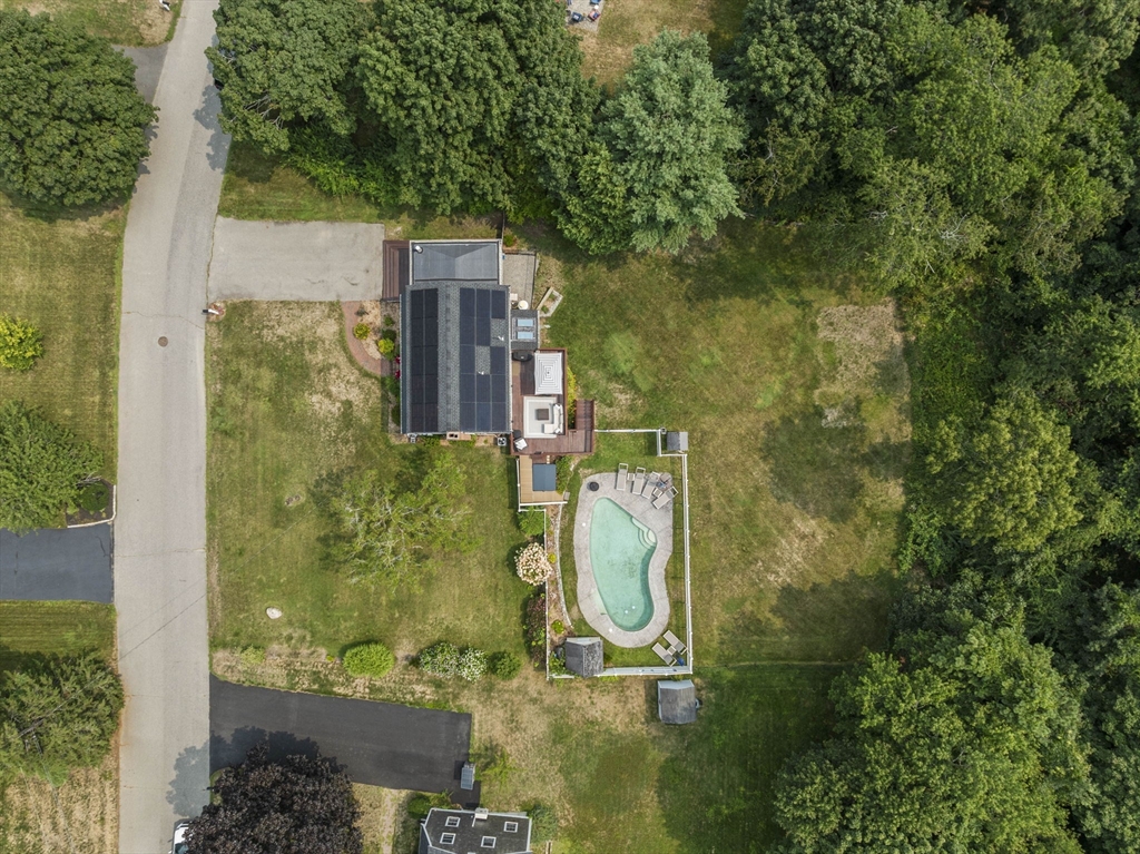112 Woodlawn Circle