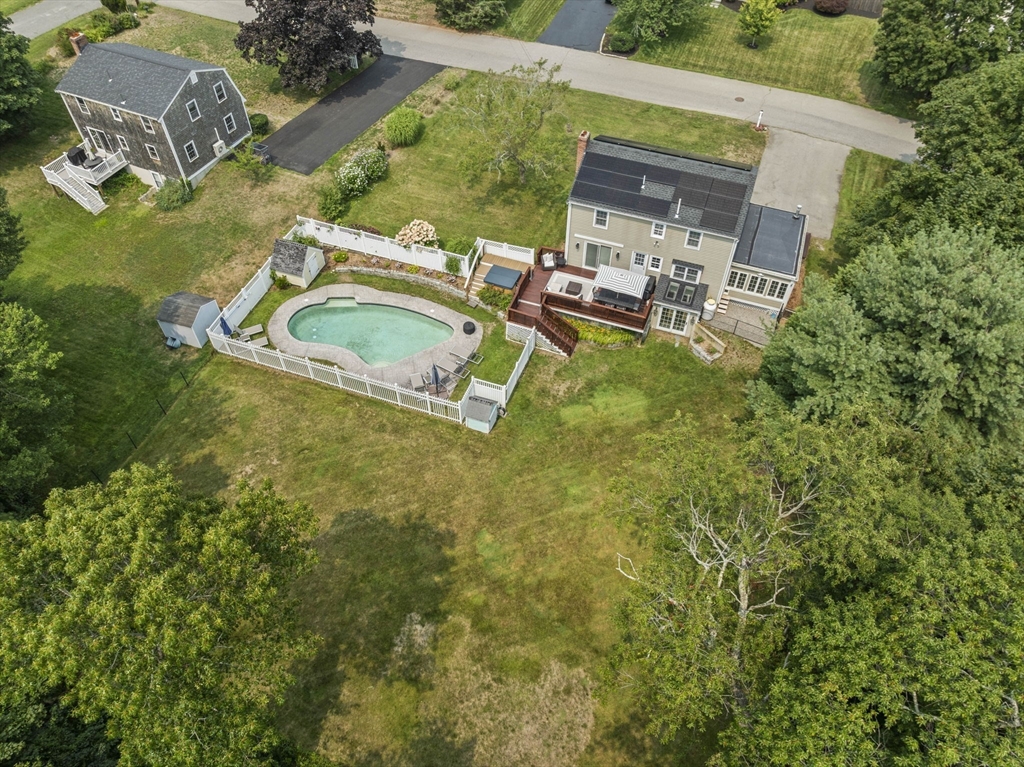 112 Woodlawn Circle