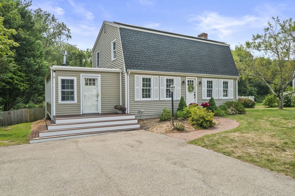 112 Woodlawn Circle