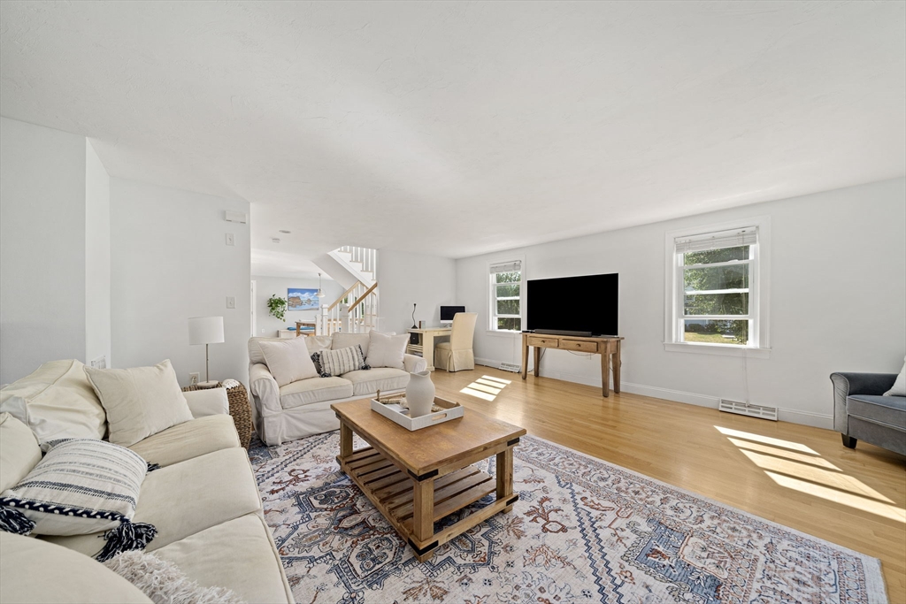 11 Liberty Road