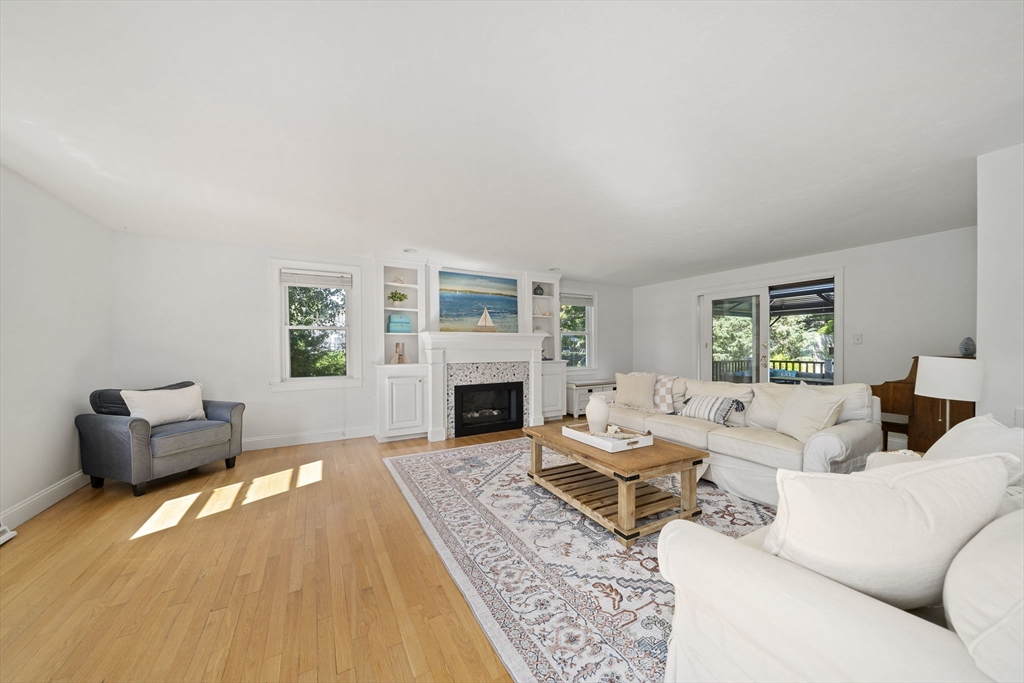 11 Liberty Road