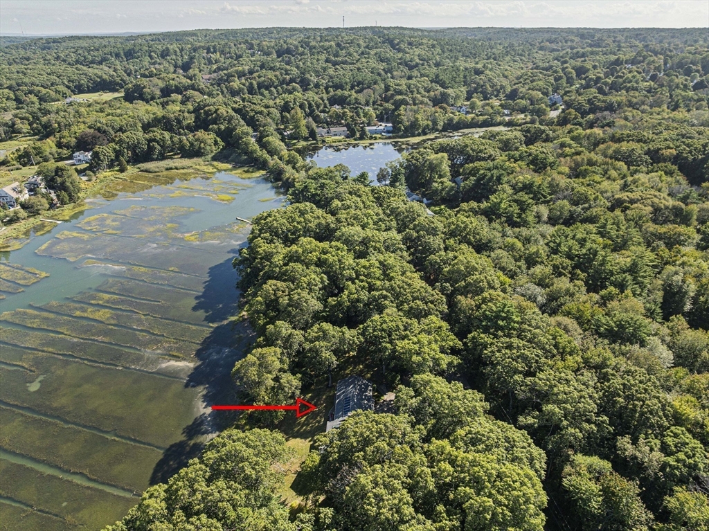 110 Damon's Point Road