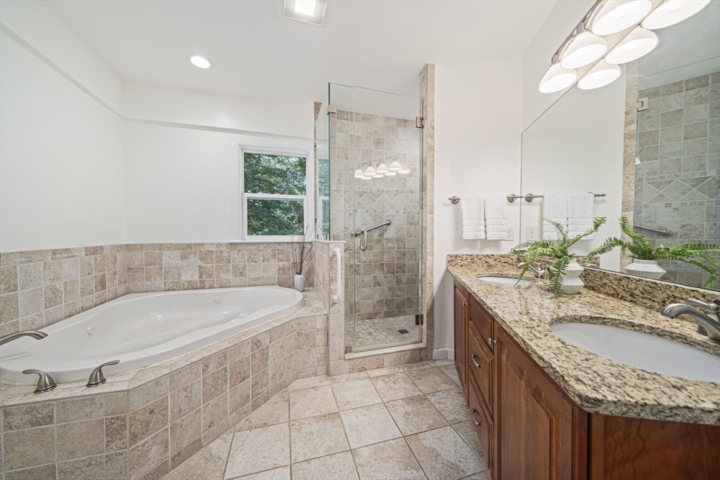 110 Damon's Point Road