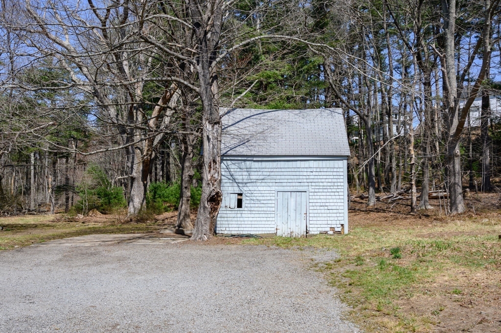 380 Main St