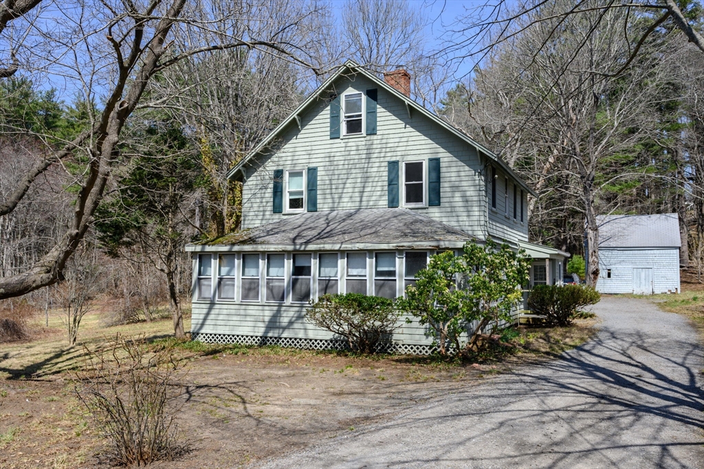 380 Main St