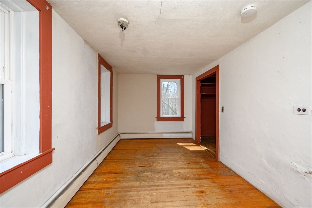 380 Main St