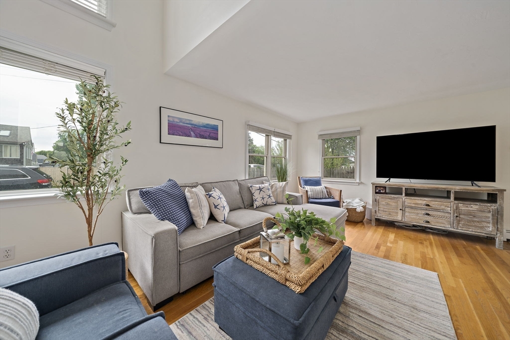 71 Webster Avenue