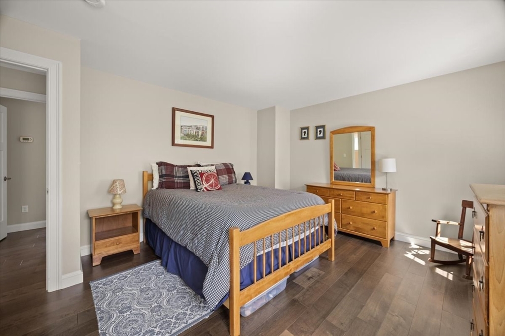 590 Washington Street # 7