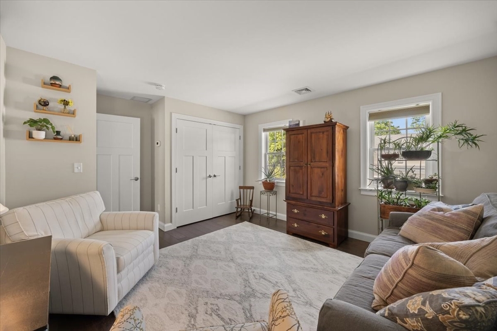 590 Washington Street # 7
