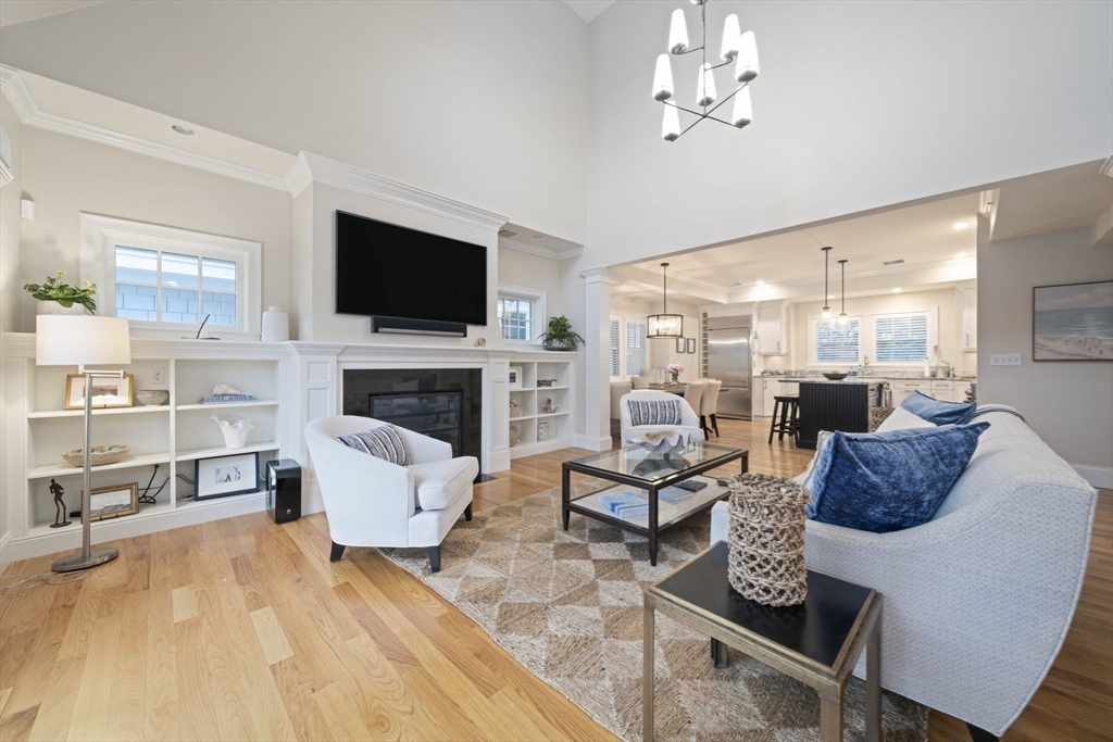 33 Central Avenue # 9