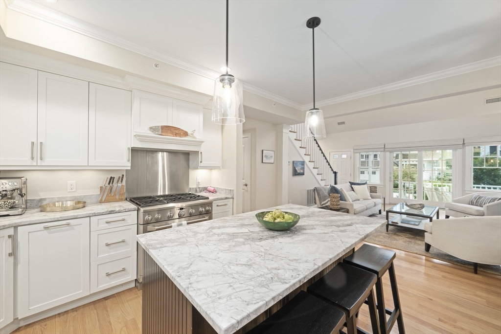 33 Central Avenue # 9