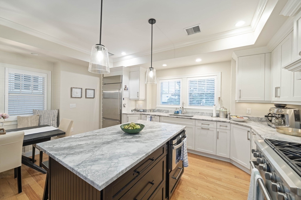 33 Central Avenue # 9