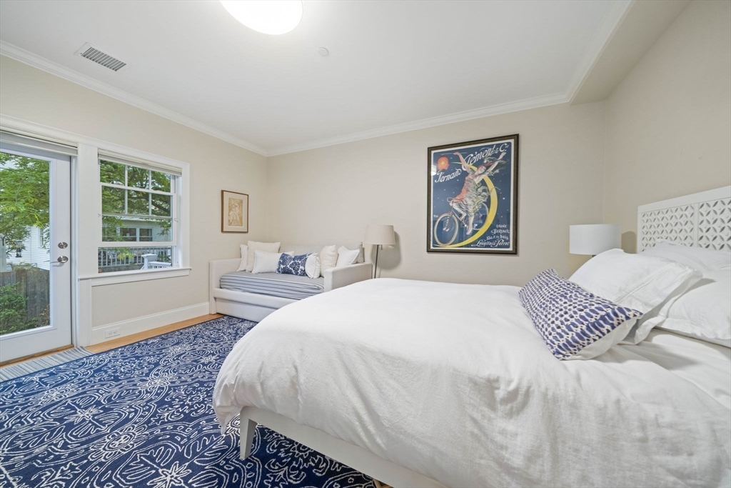 33 Central Avenue # 9
