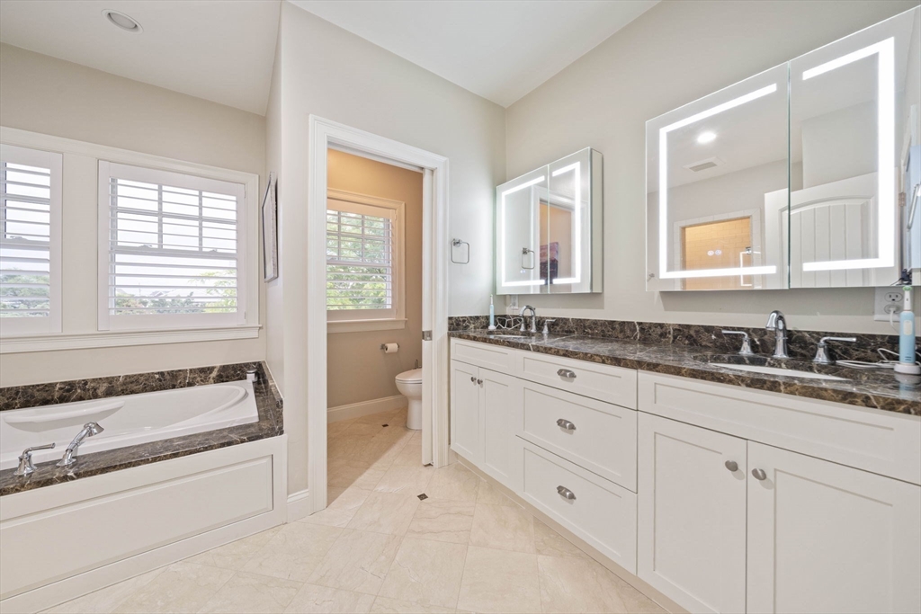 33 Central Avenue # 9