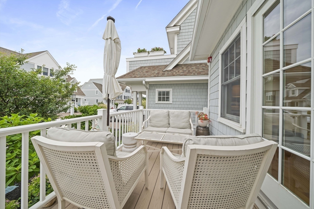 33 Central Avenue # 9