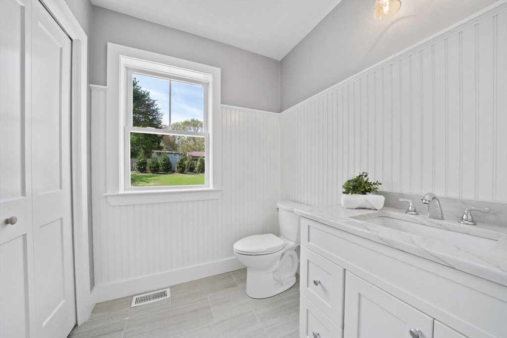 40 Signal Hill Rd