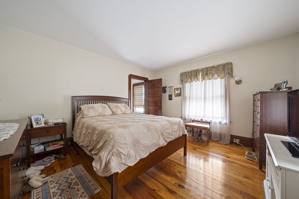 18 Plymouth St