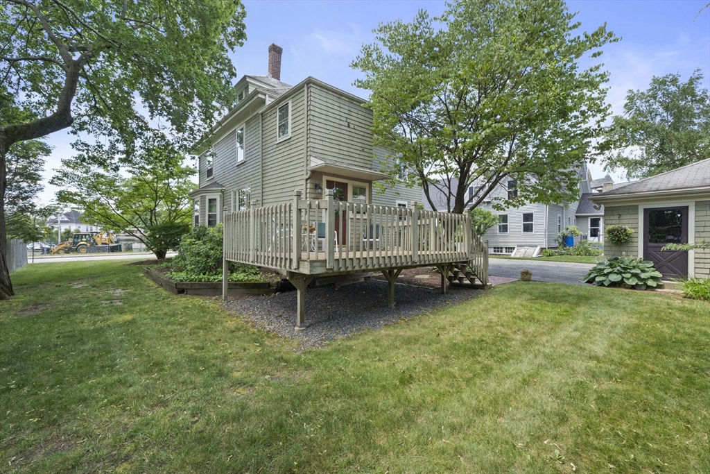 18 Plymouth St