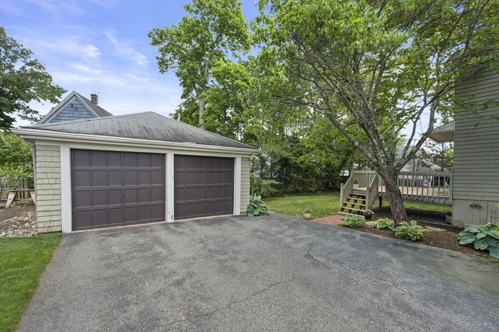 18 Plymouth St