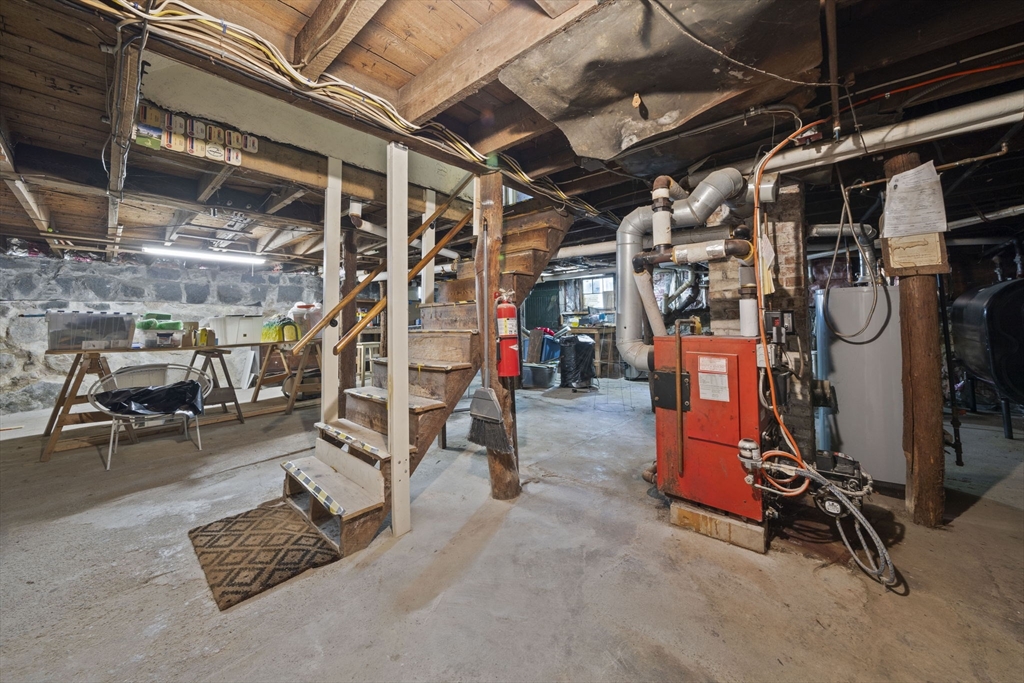 18 Plymouth St
