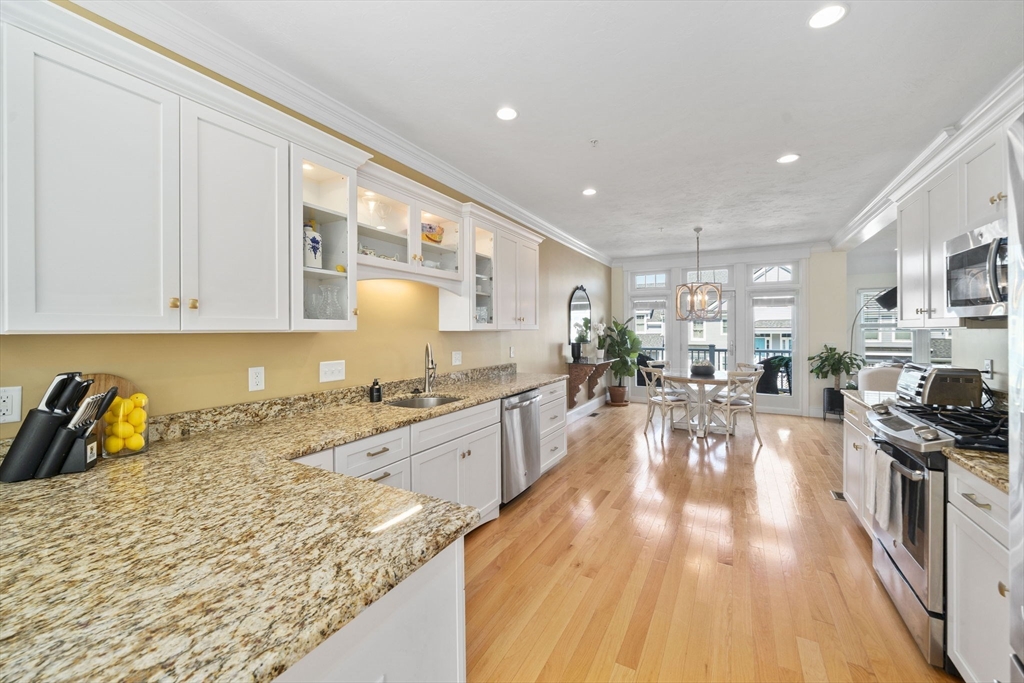 60 Robbins Road # 25
