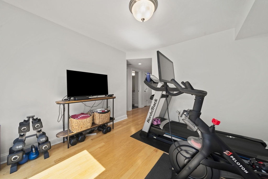 60 Robbins Road # 25