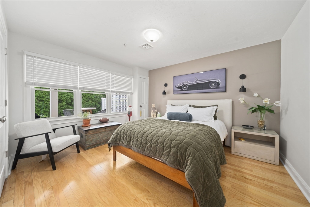 60 Robbins Road # 25