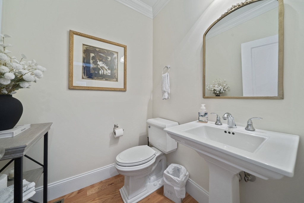60 Robbins Road # 25