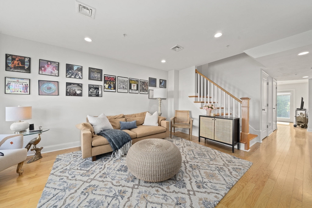 60 Robbins Road # 25