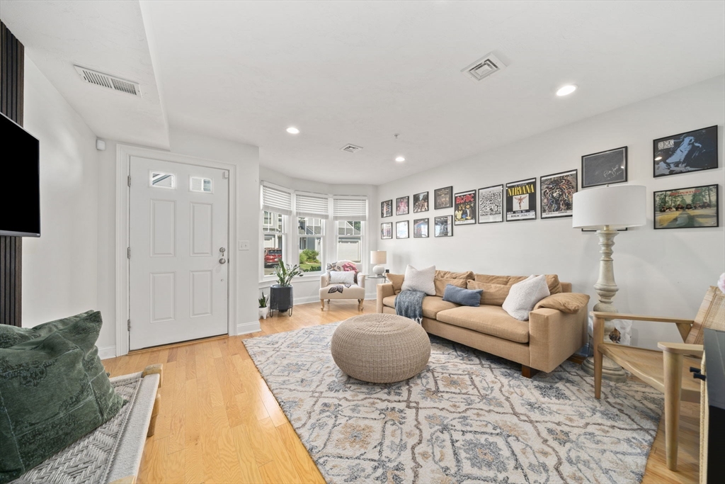 60 Robbins Road # 25
