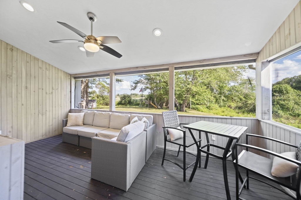 43 Salt Meadow Way