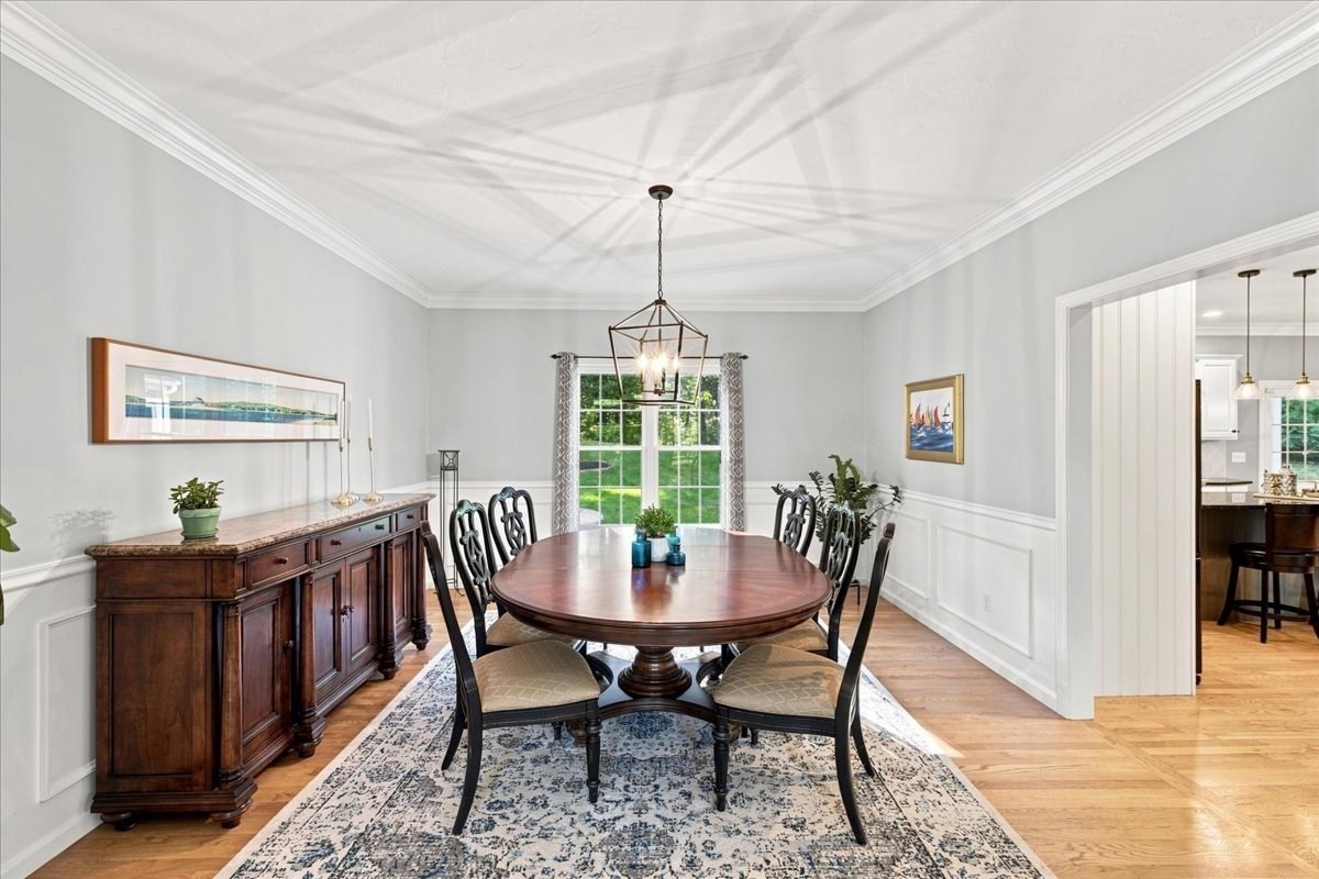 11 Evergreen Rd