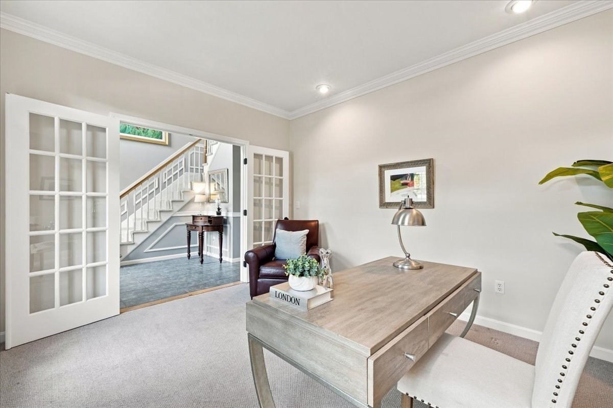 11 Evergreen Rd