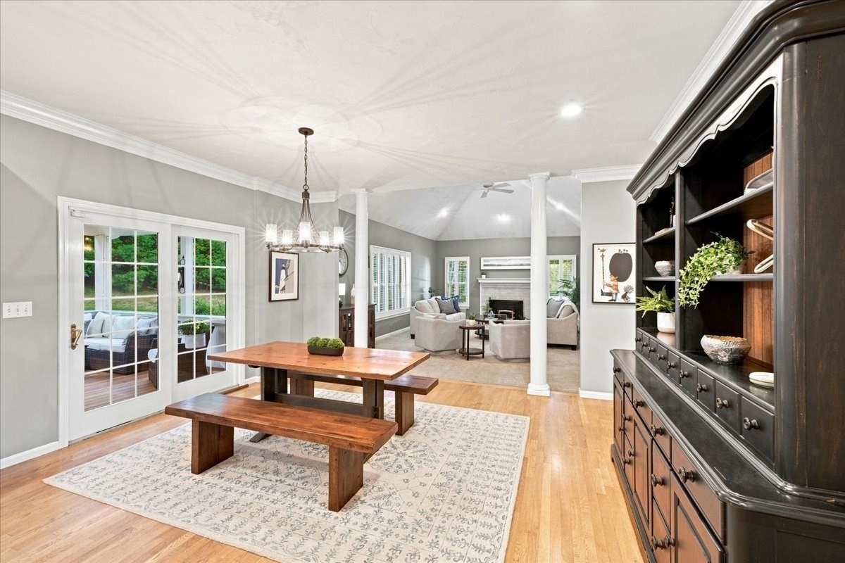 11 Evergreen Rd