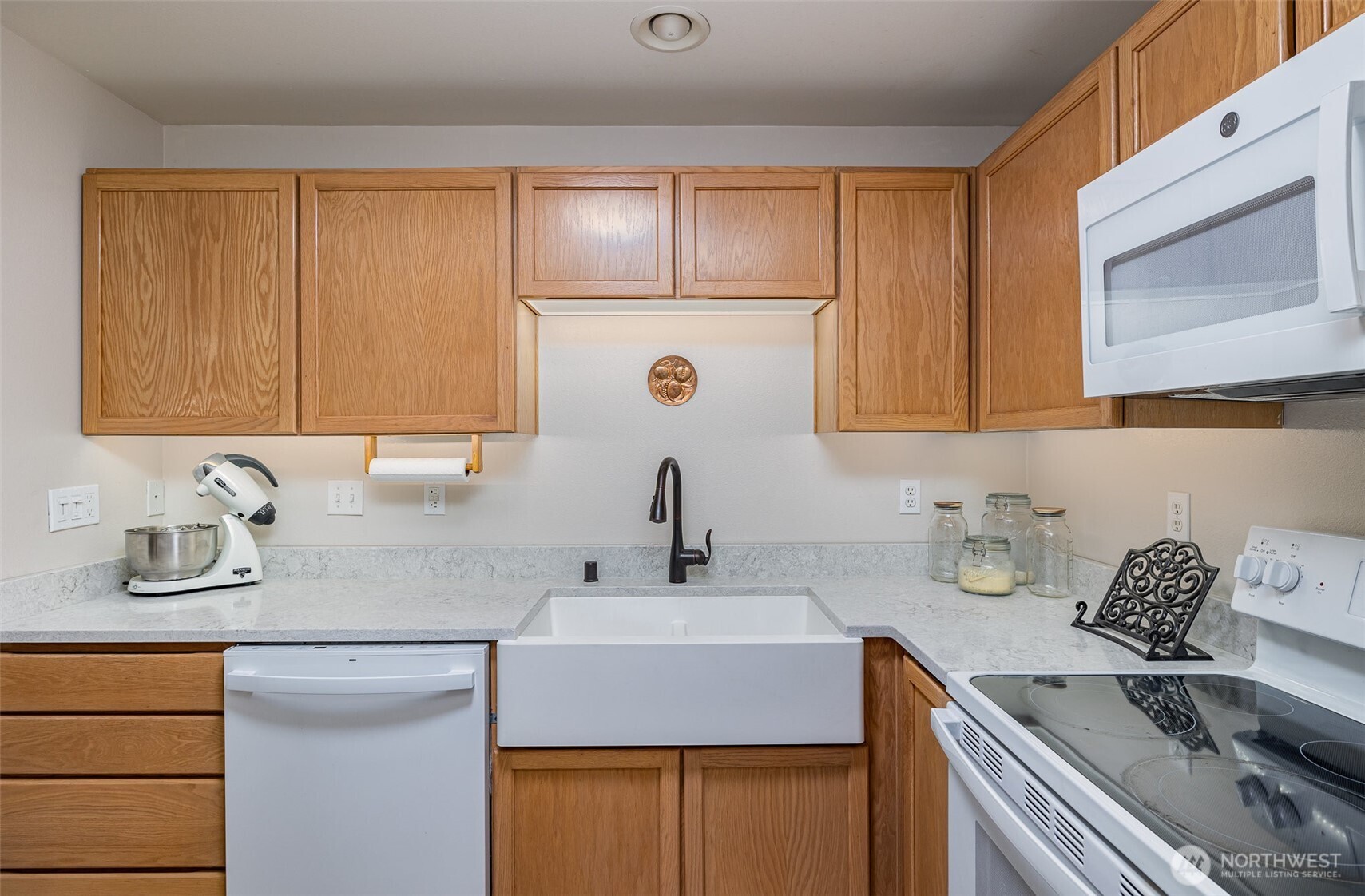 7031 196th Street SW Unit: B104
