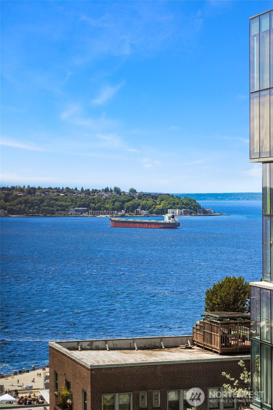 121 stewart Street Unit: 908