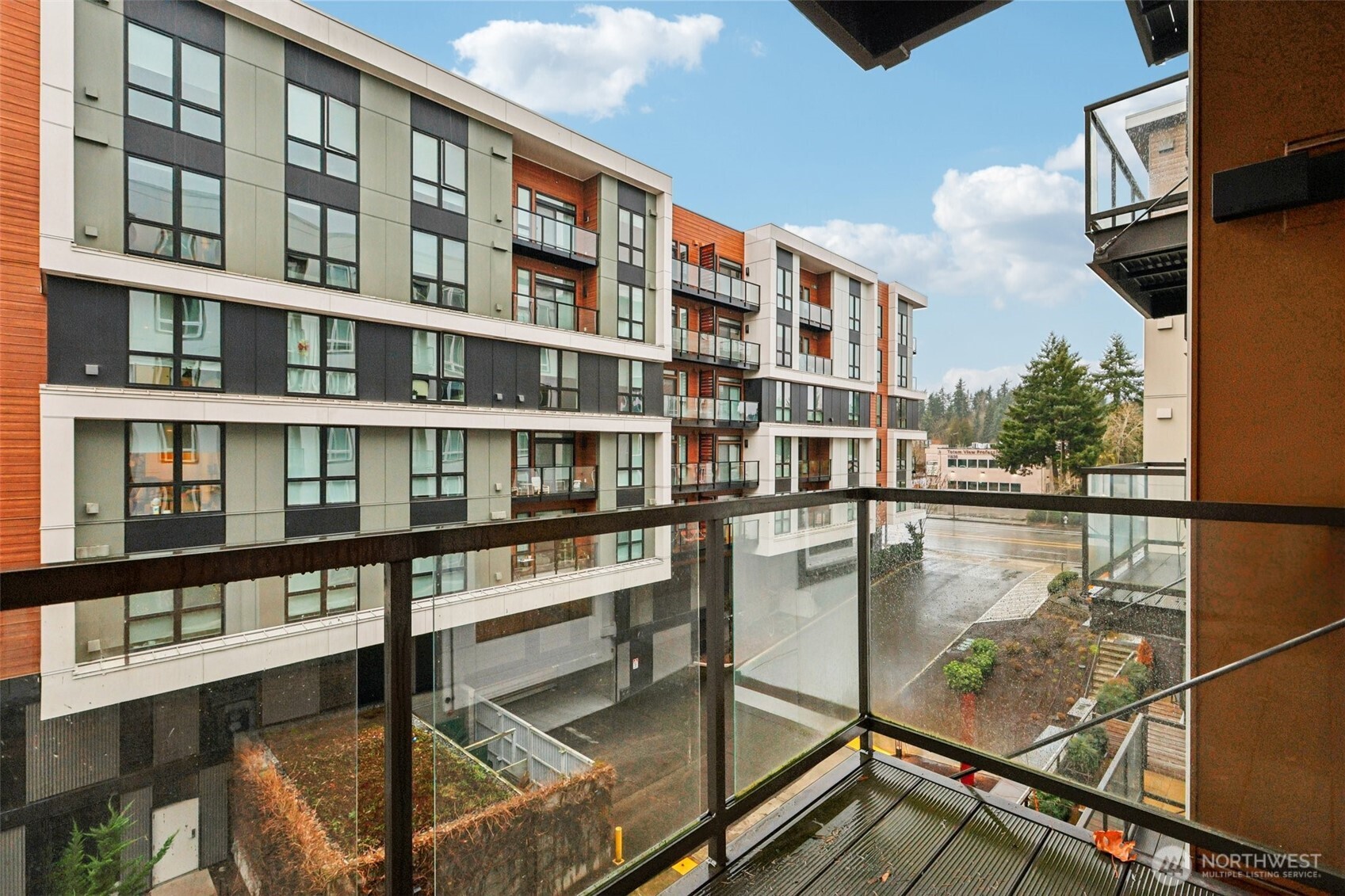 11903 NE 128th Street Unit: 320