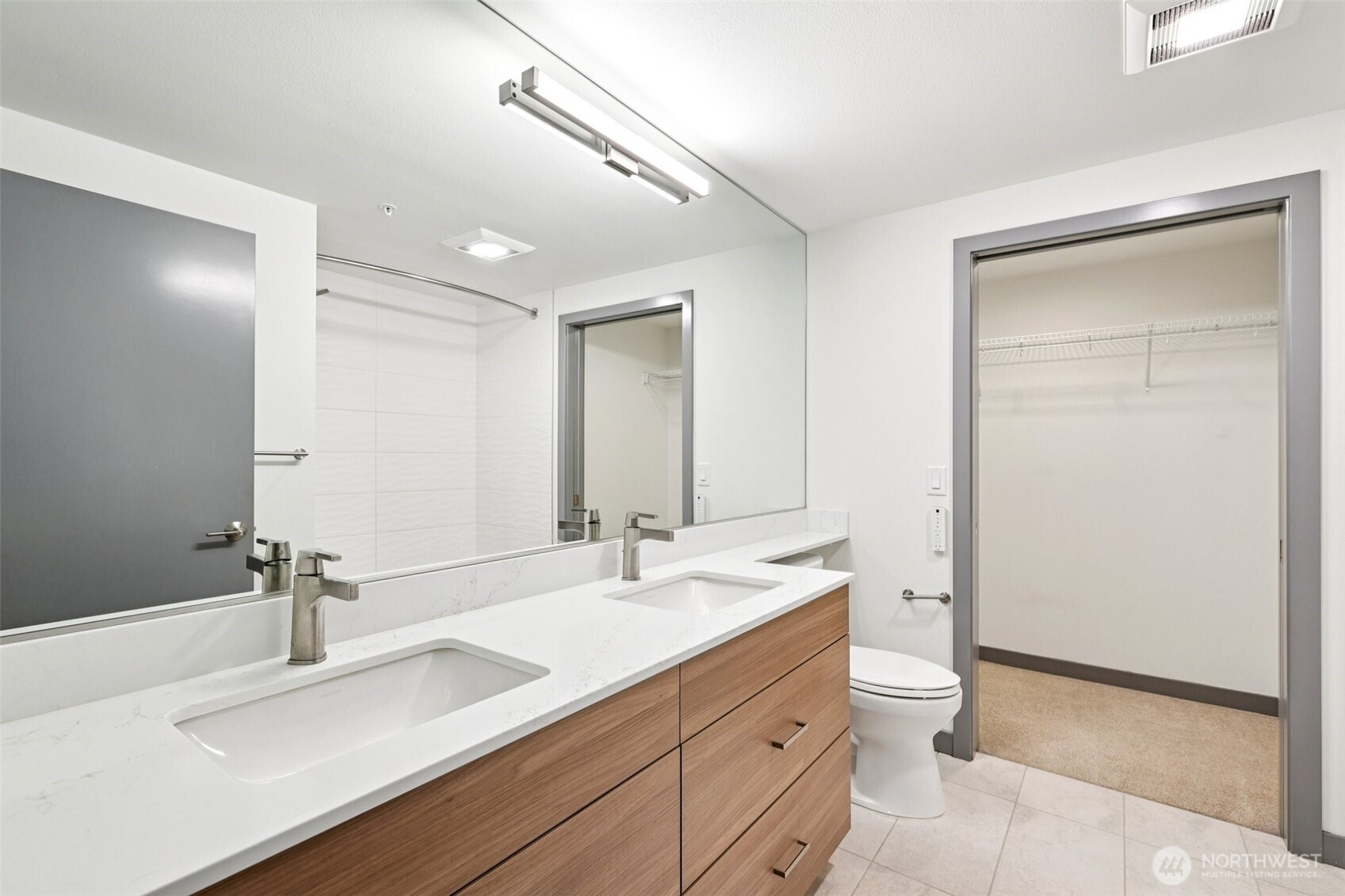 11903 NE 128th Street Unit: 320