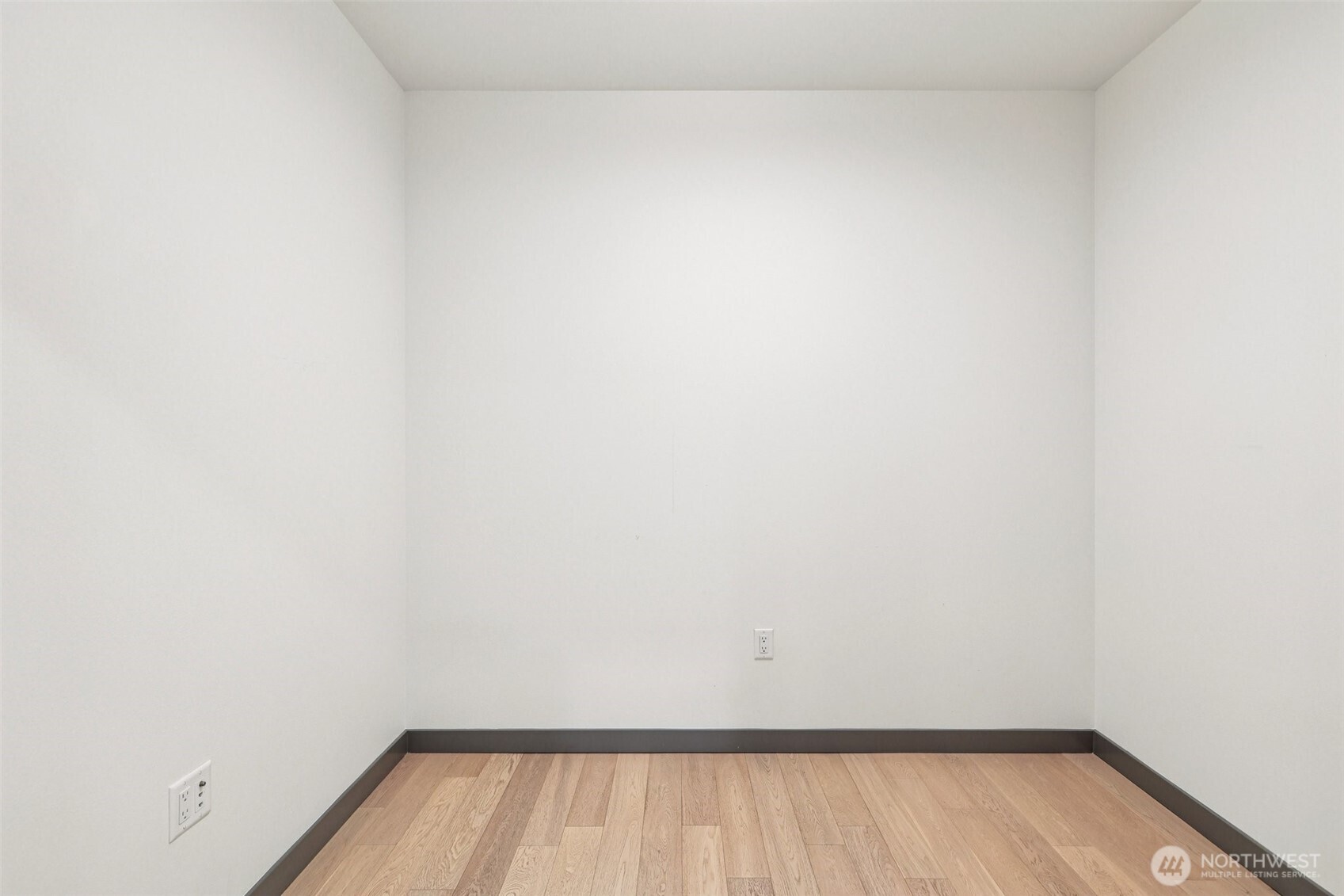 11903 NE 128th Street Unit: 320