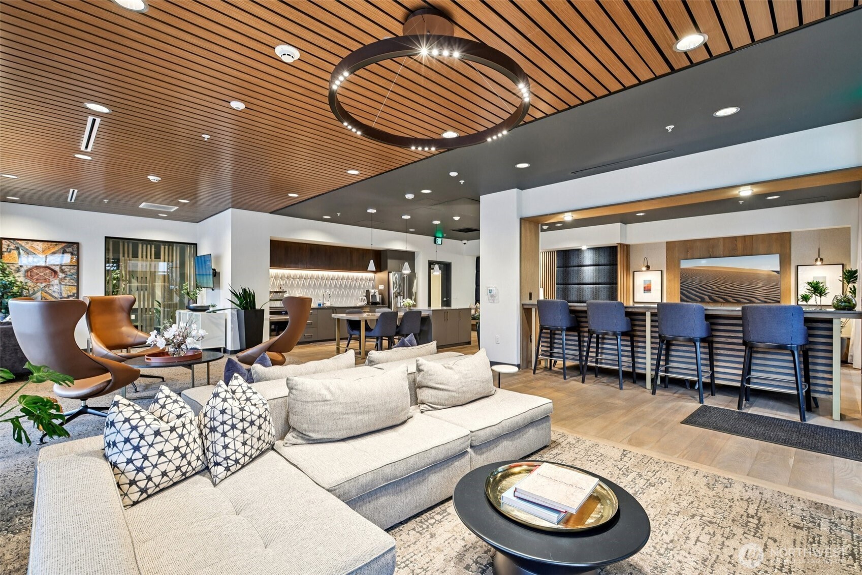 11903 NE 128th Street Unit: 320