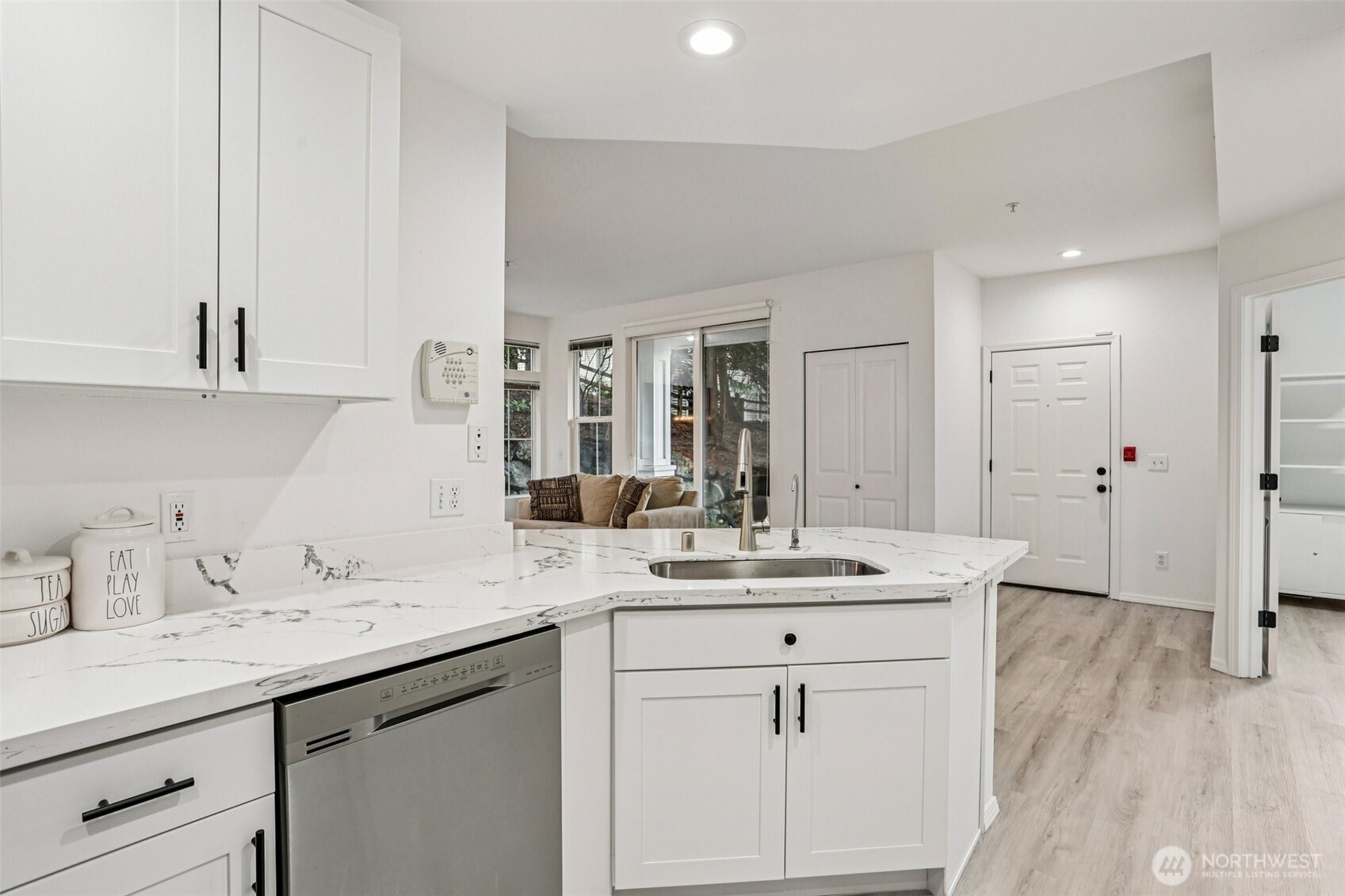 23760 SE 52nd Lane Unit: 14-1