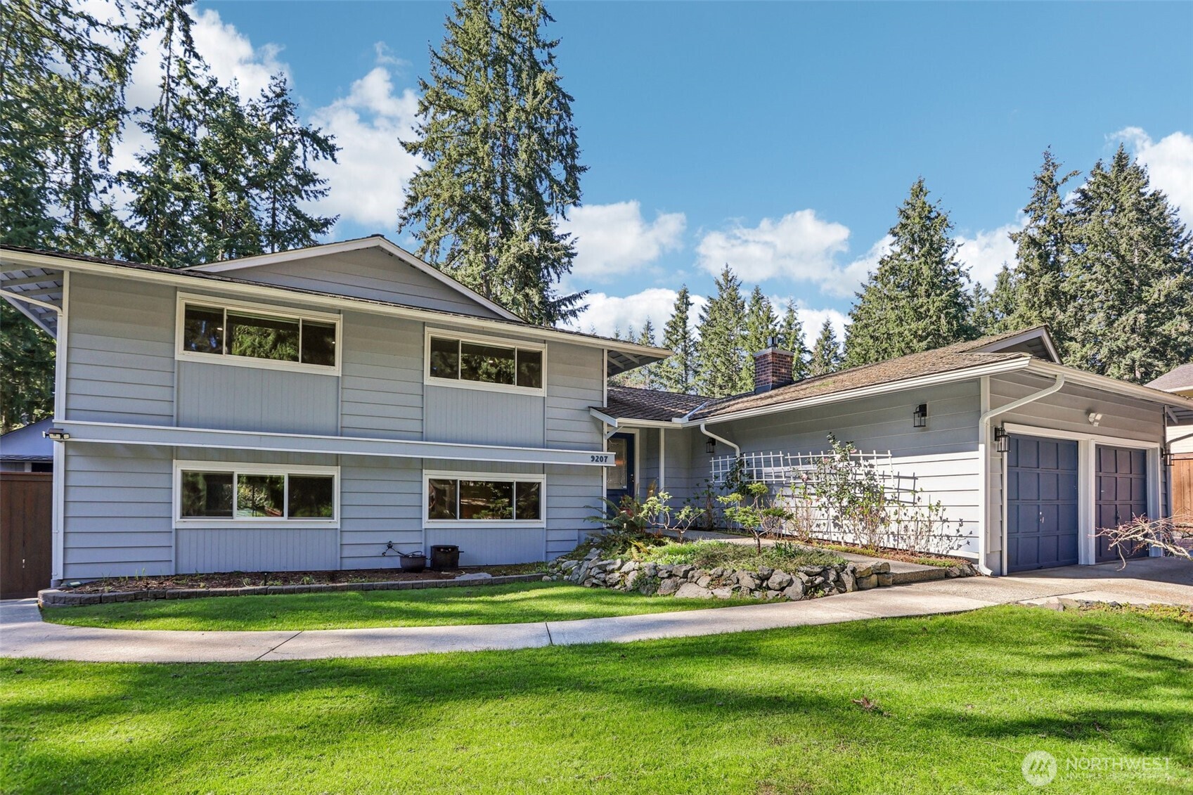 9207 120th Avenue SE